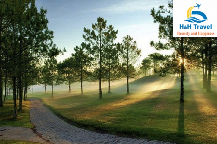 Đà Lạt Thành Phố Ngàn Hoa  Tiêu Chuẩn 4****